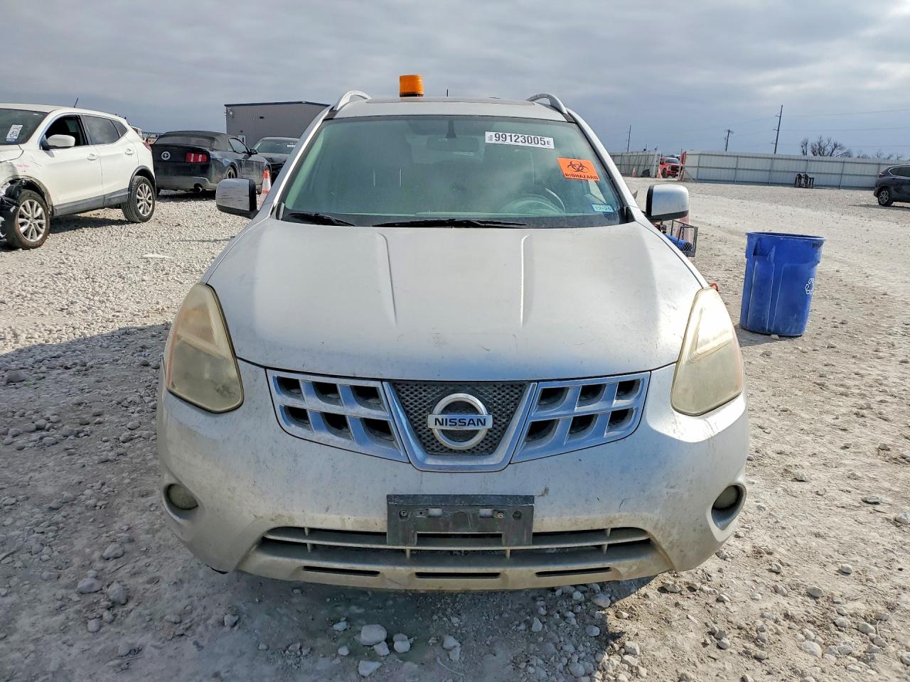 2011 NISSAN ROGUE S photo 5