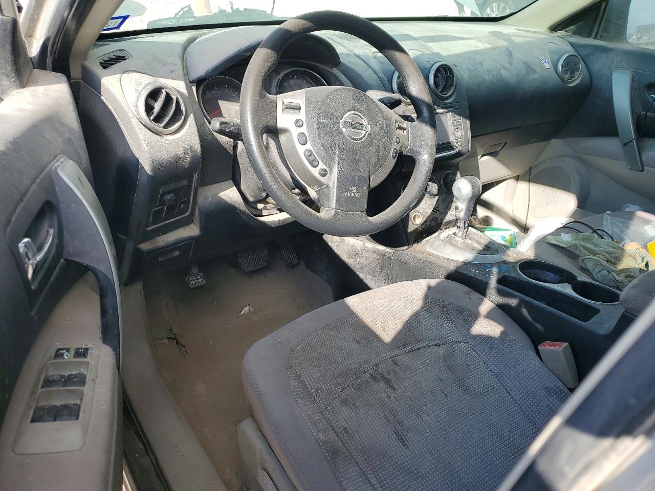 2011 NISSAN ROGUE S photo 8