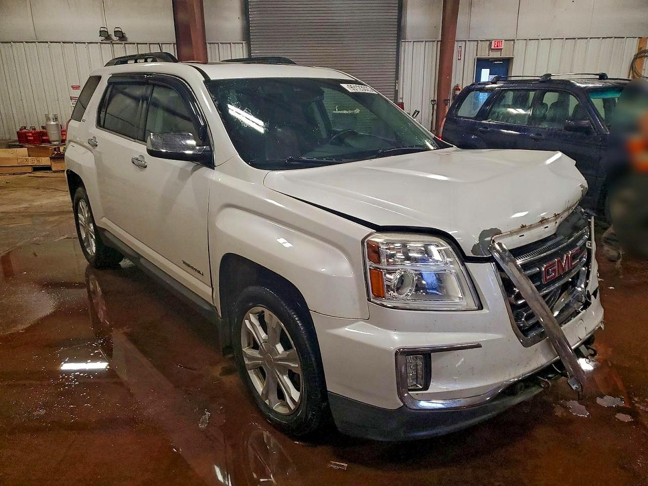 2017 GMC TERRAIN SLT photo 7