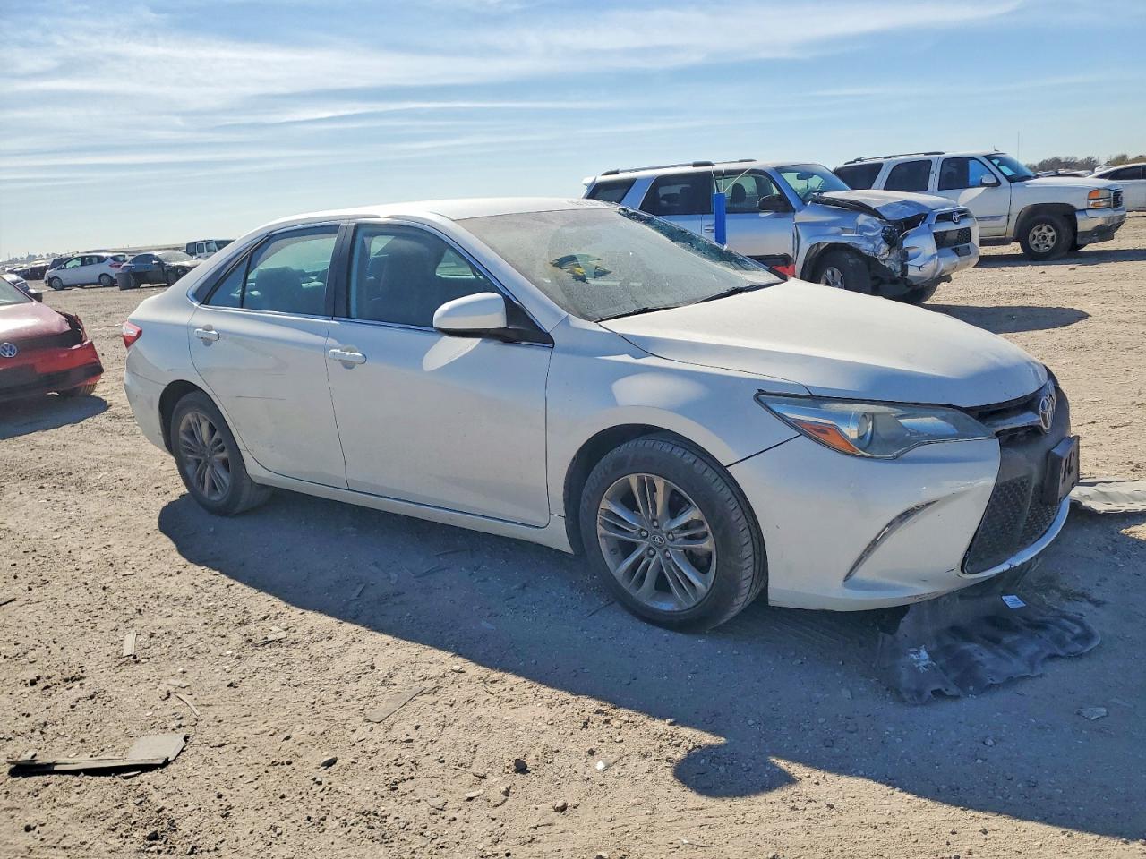 2017 TOYOTA CAMRY photo 4