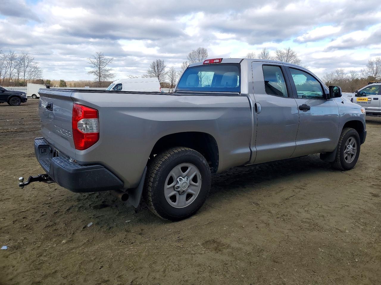 2014 TOYOTA TUNDRA DOUBLE CAB SR photo 3