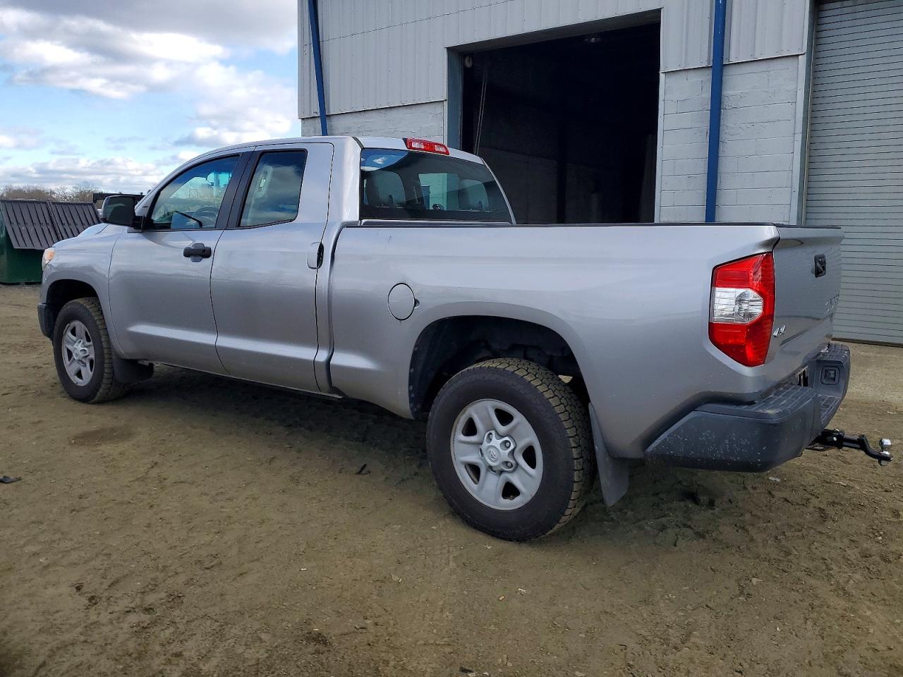 2014 TOYOTA TUNDRA DOUBLE CAB SR photo 2