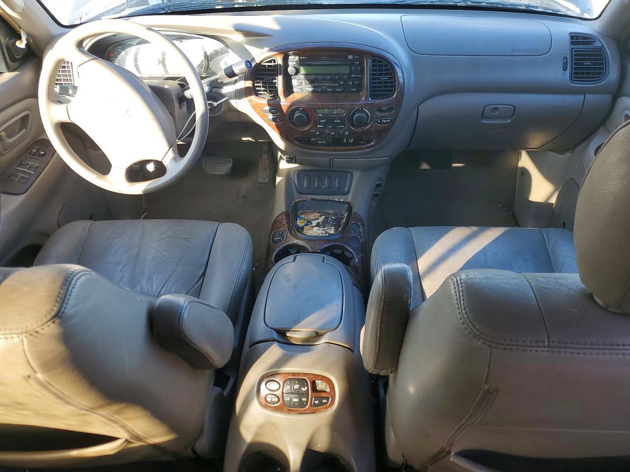 2007 TOYOTA SEQUOIA SR5 photo 8