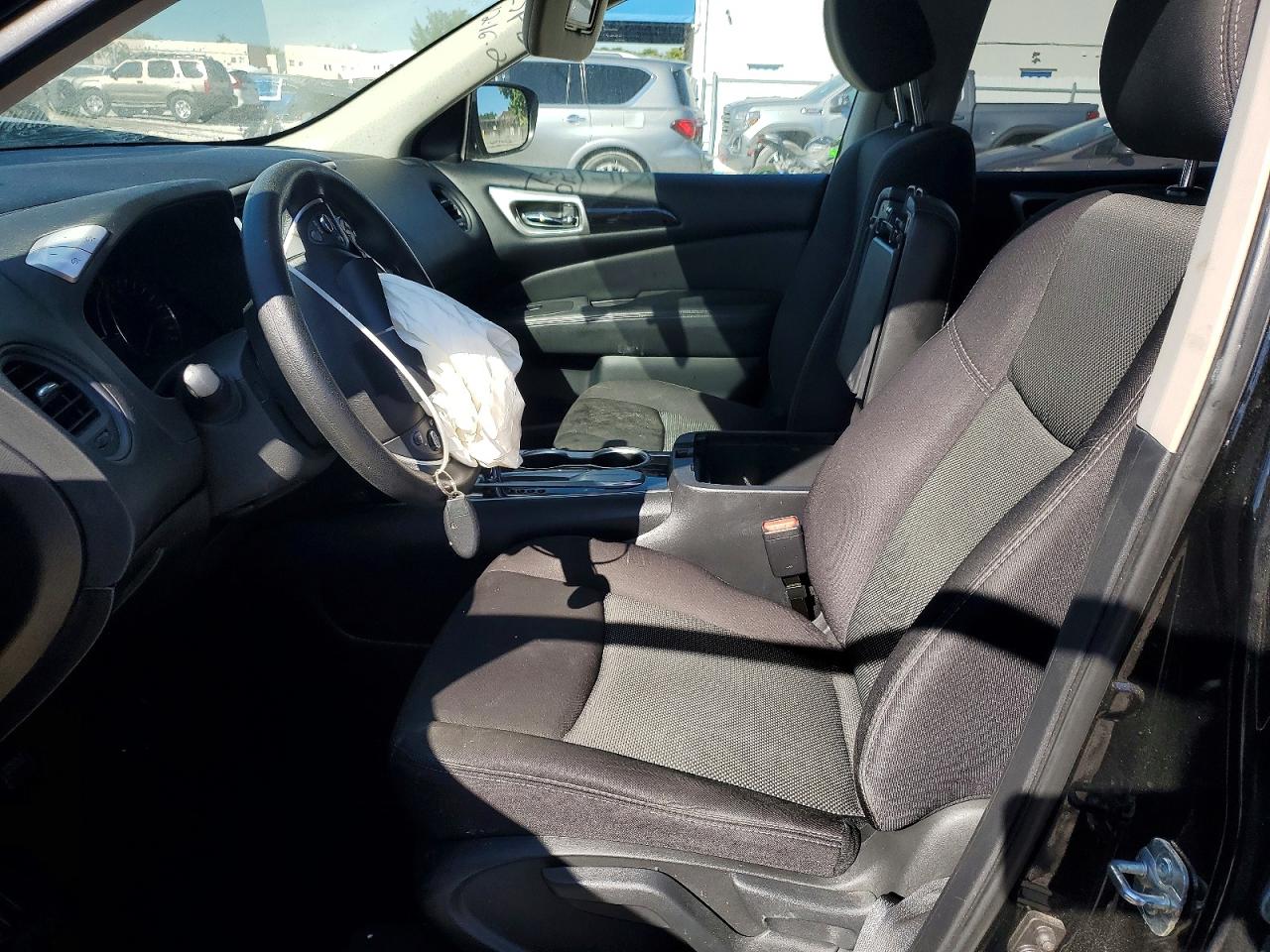 2020 NISSAN PATHFINDER S photo 7