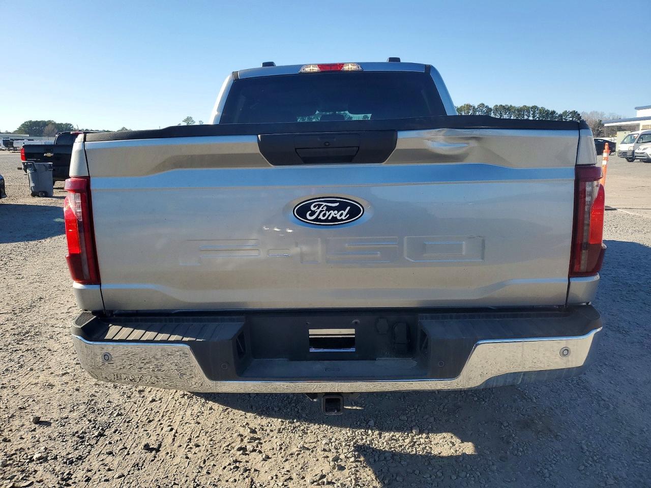 2025 FORD F150 XLT photo 6