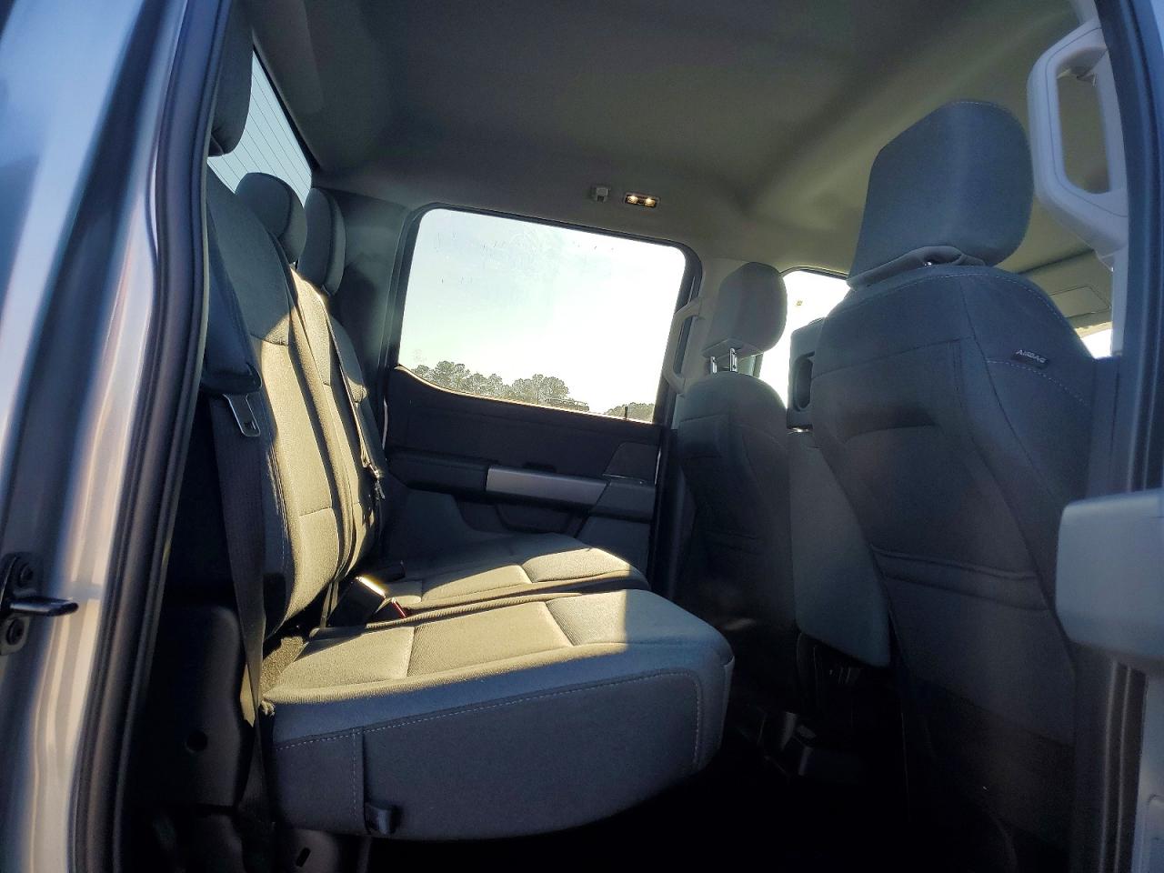2025 FORD F150 XLT photo 10