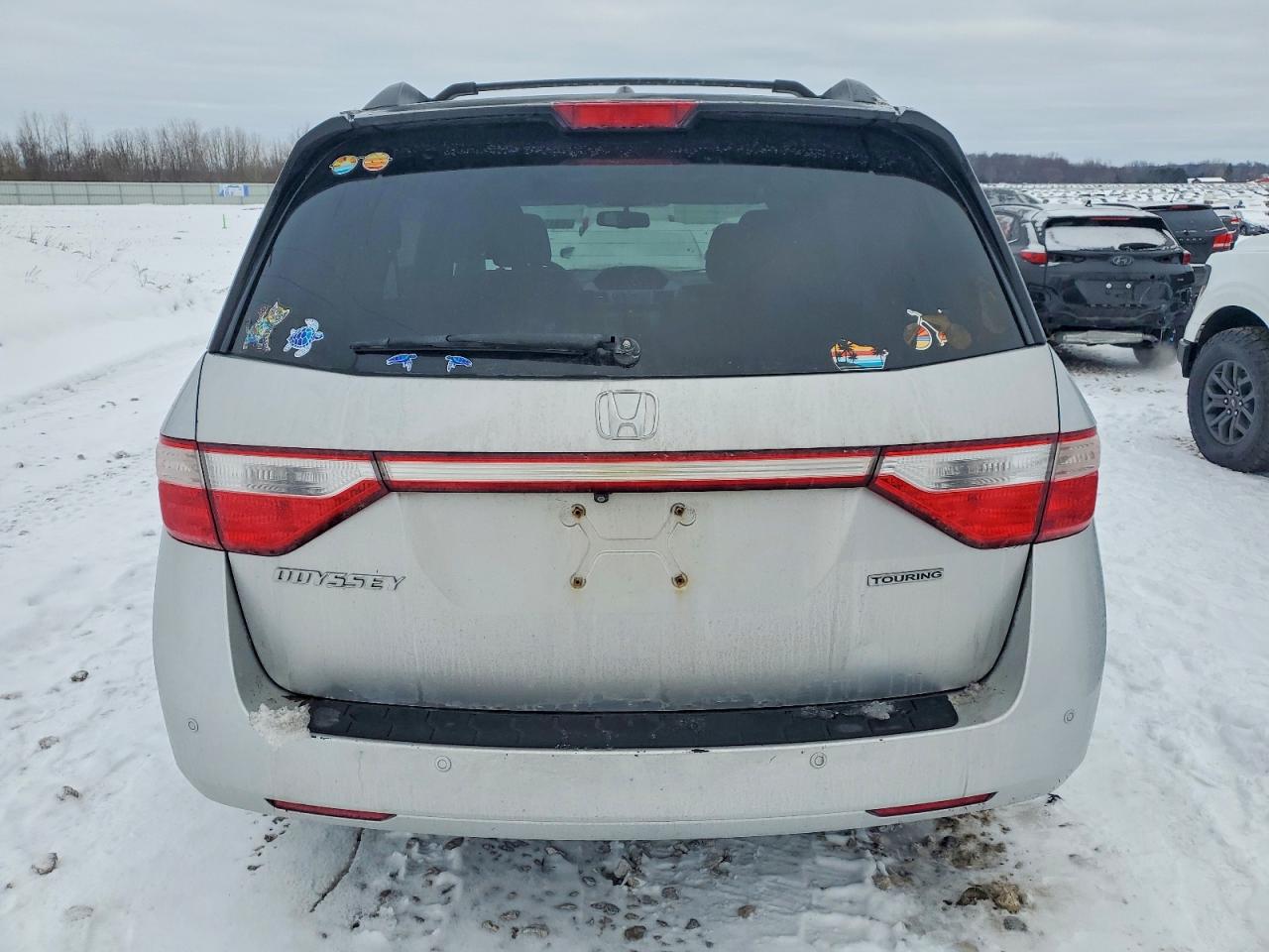 2013 HONDA ODYSSEY TOURING photo 6