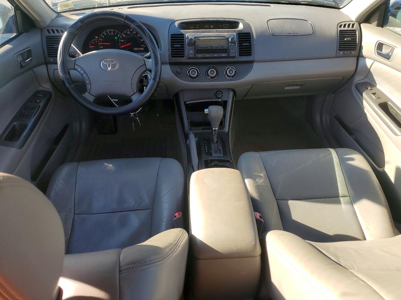 2006 TOYOTA CAMRY LE photo 8