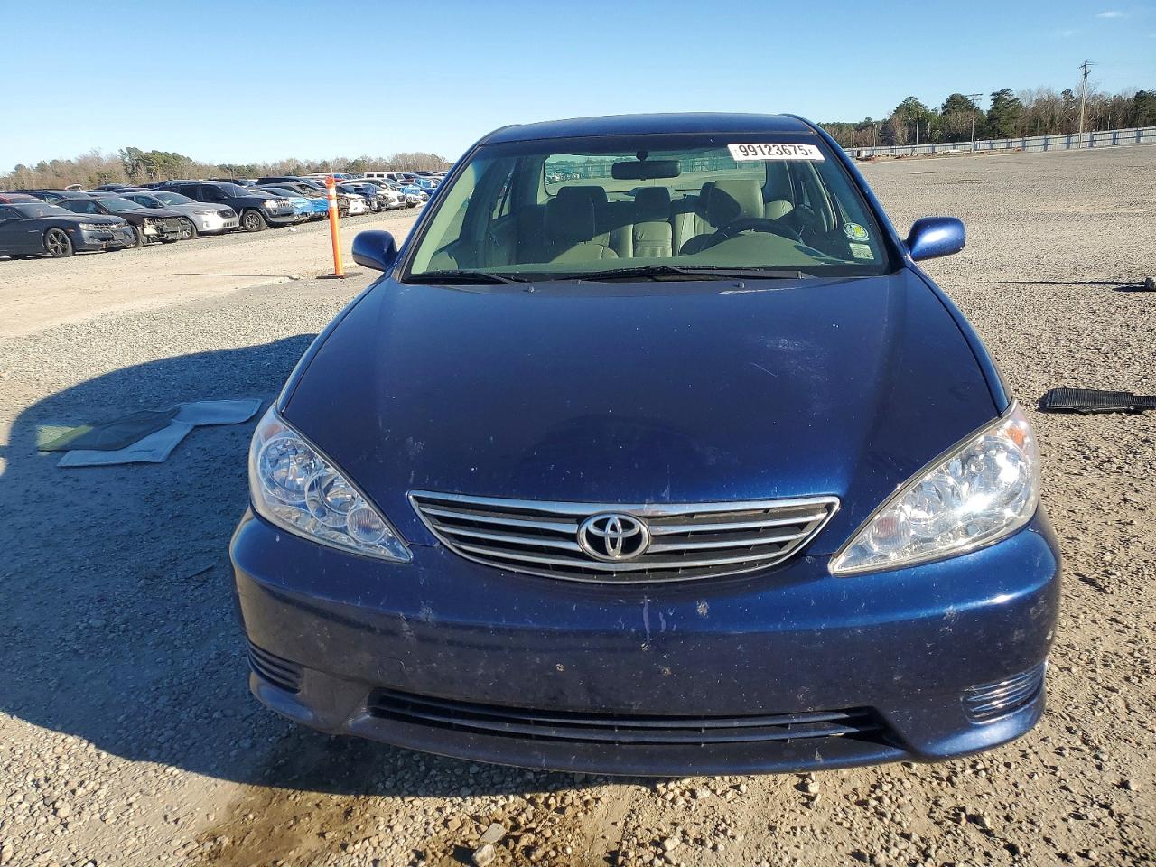 2006 TOYOTA CAMRY LE photo 5