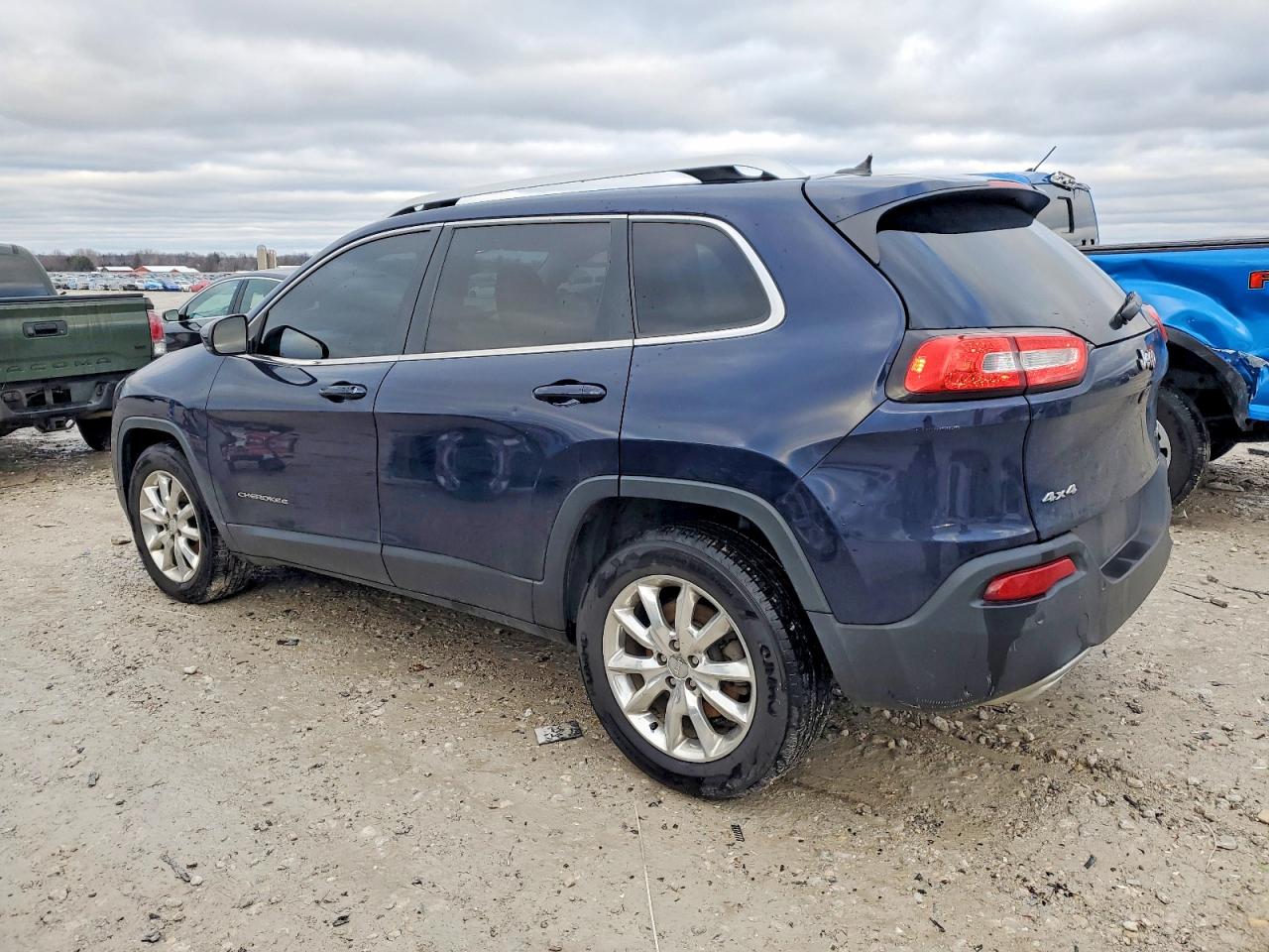 2015 JEEP CHEROKEE LIMITED photo 3