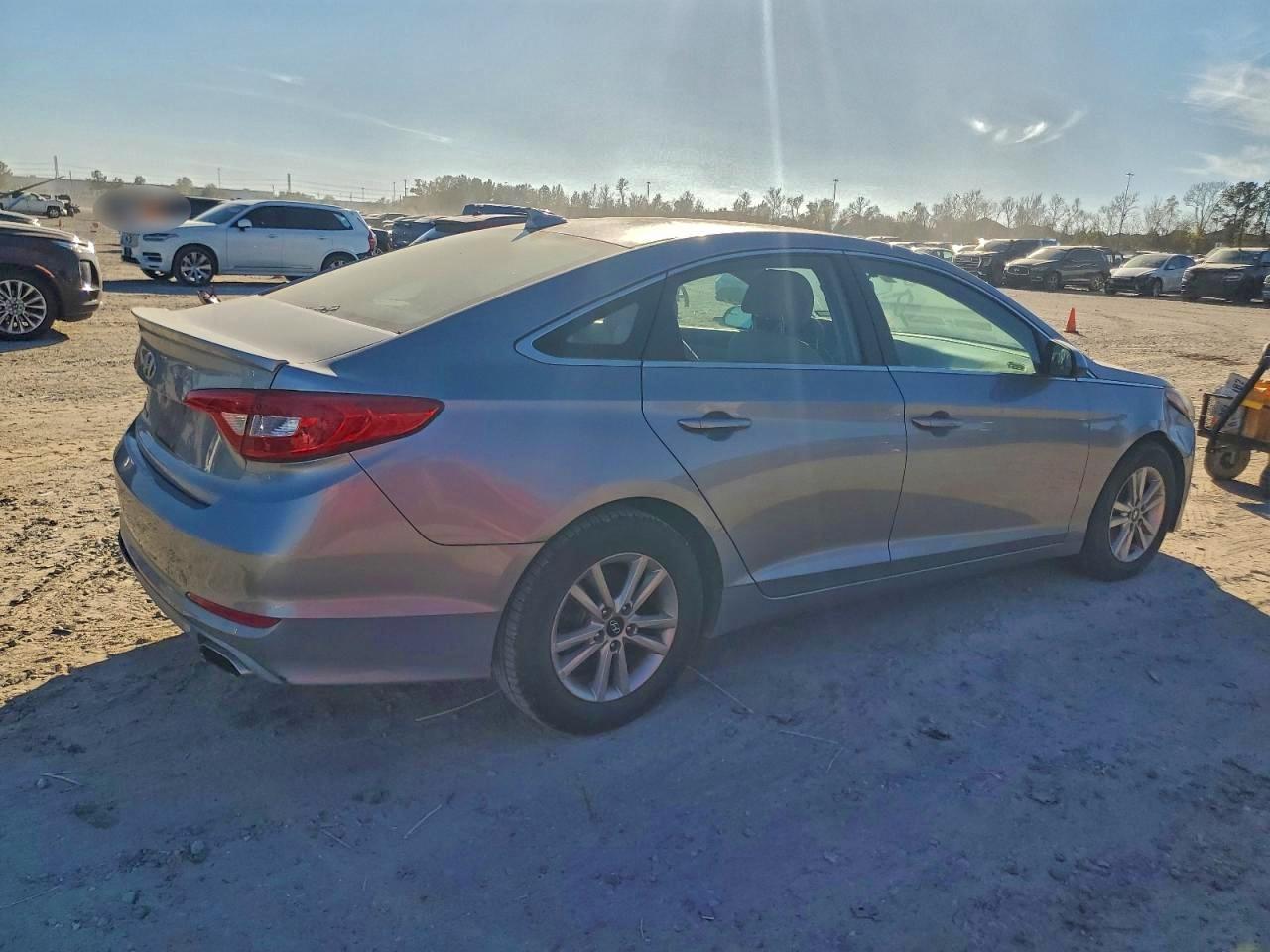 2016 HYUNDAI SONATA SE photo 3
