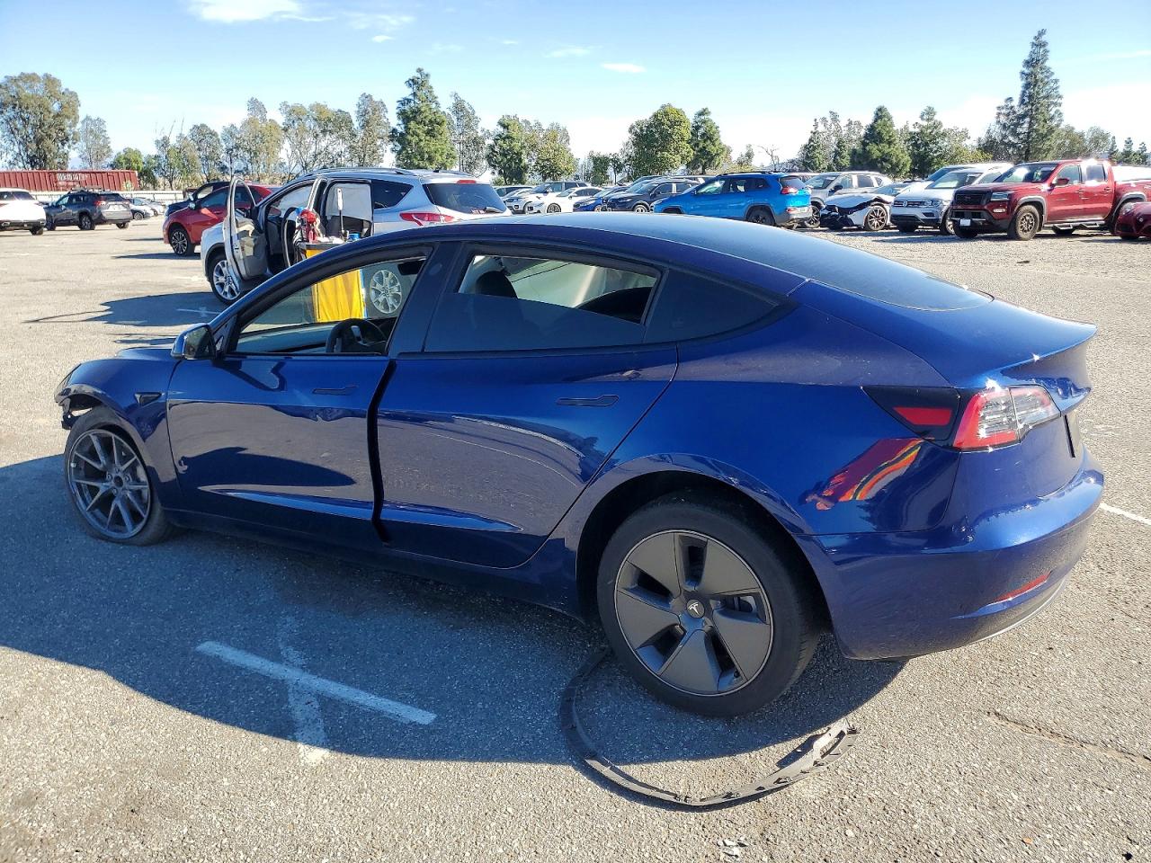 2023 TESLA MODEL 3 photo 3