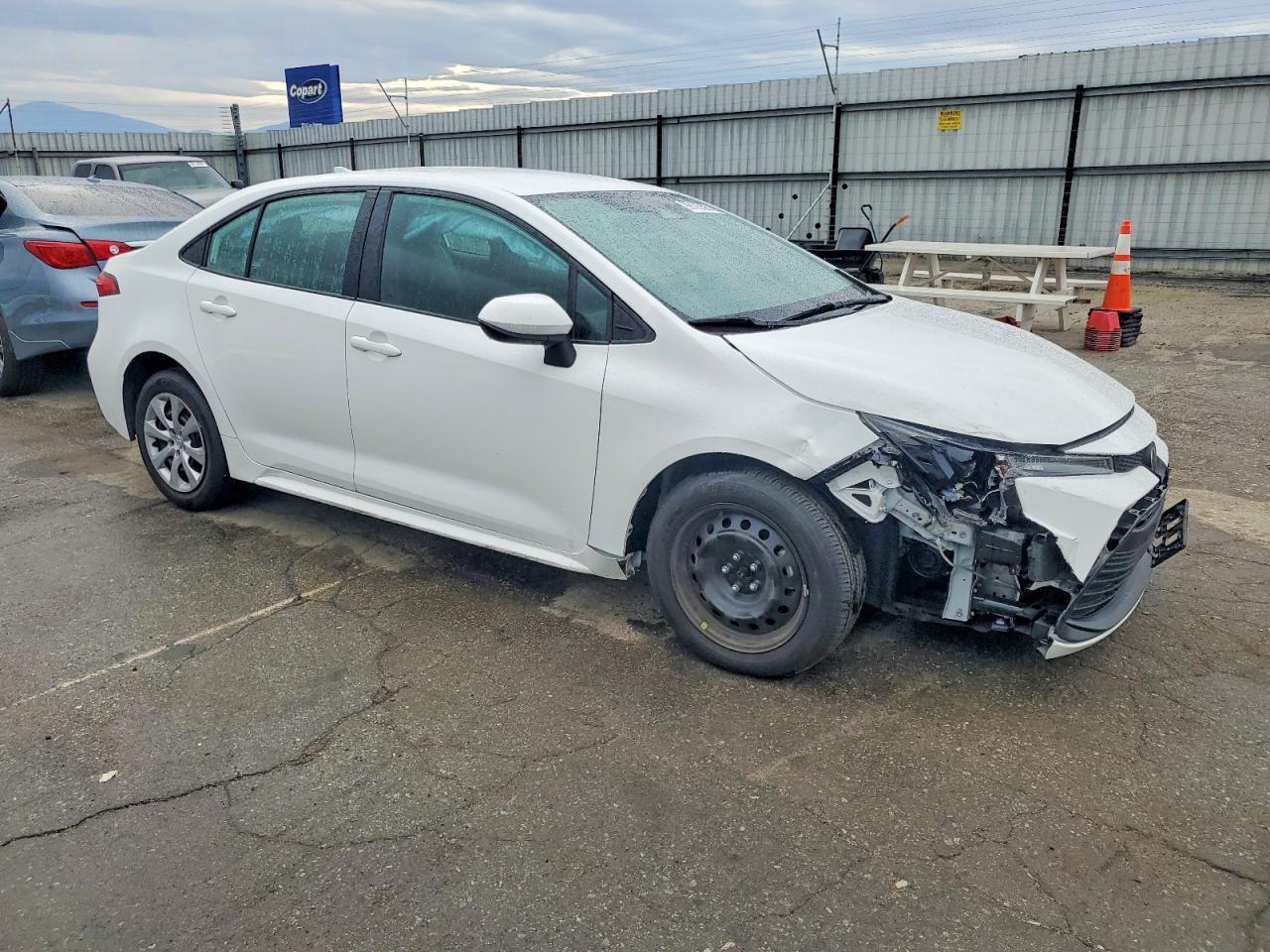 2024 TOYOTA COROLLA LE photo 4