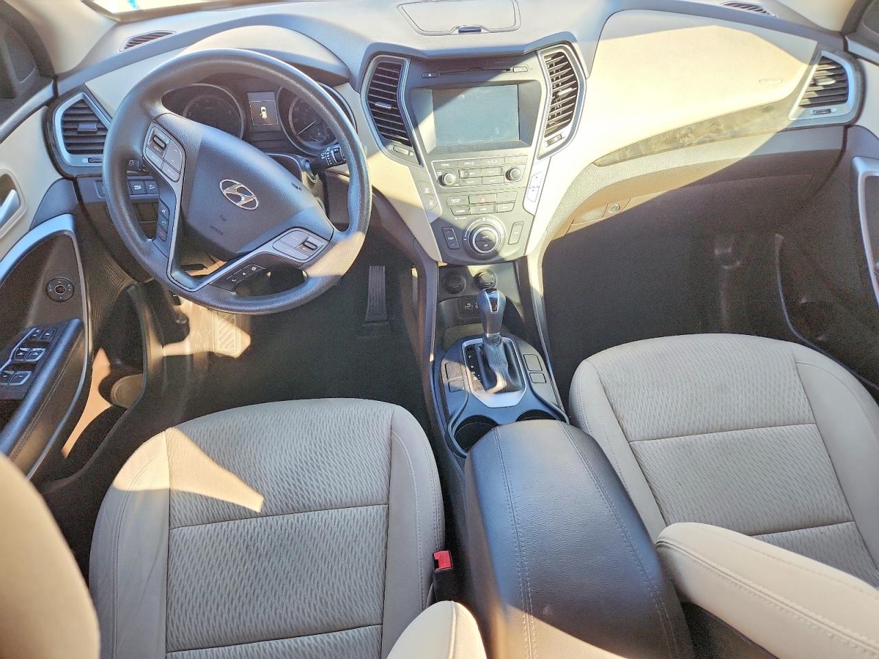 2017 HYUNDAI SANTA FE SPORT photo 8