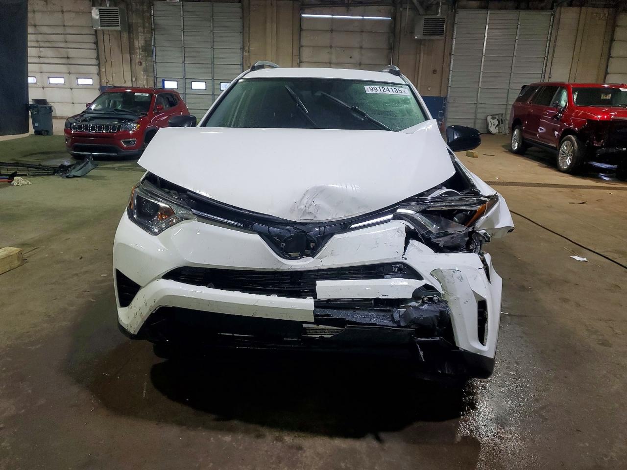 2017 TOYOTA RAV4 LE photo 5