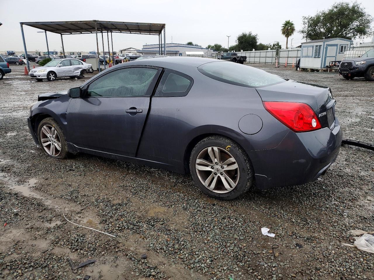 2011 NISSAN ALTIMA S photo 2