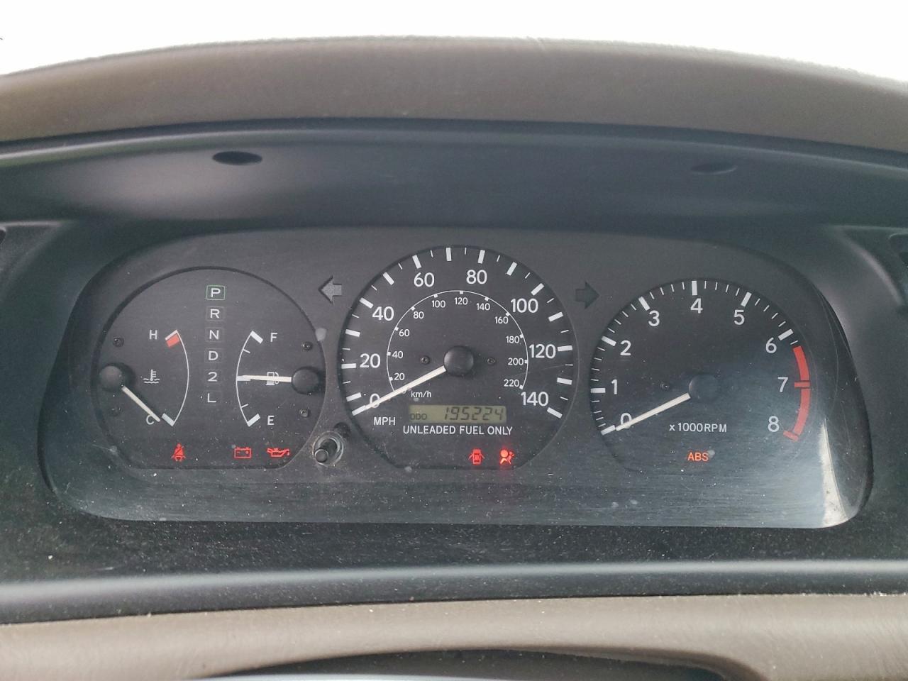1997 TOYOTA CAMRY LE photo 9