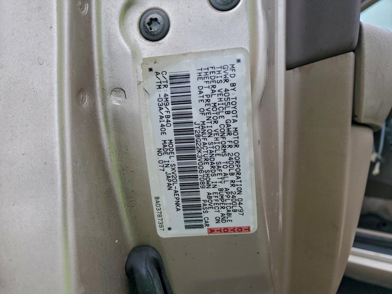 1997 TOYOTA CAMRY LE photo 12