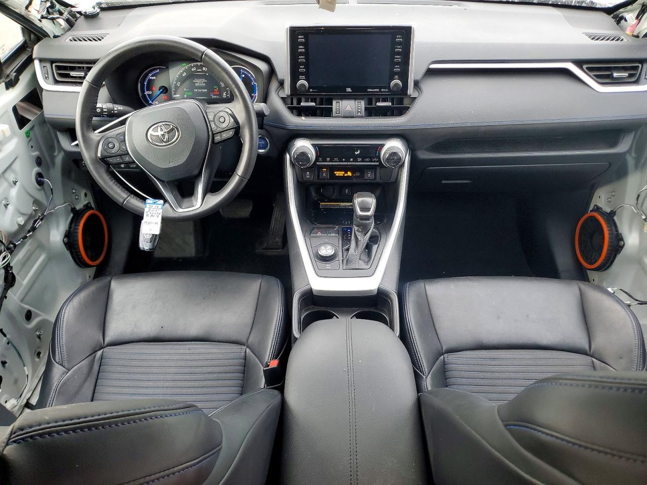 2021 TOYOTA RAV4 XSE photo 8