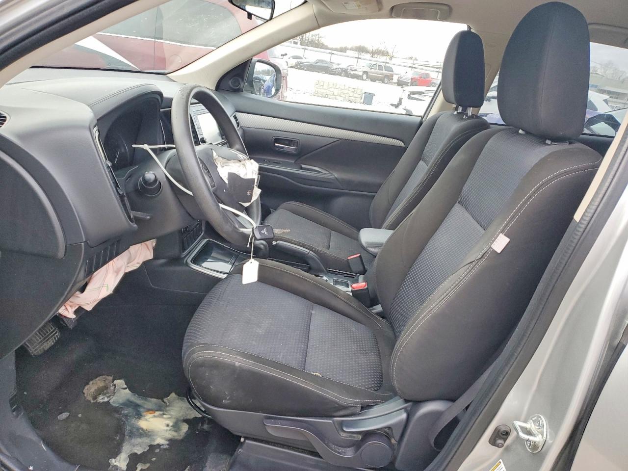 2018 MITSUBISHI OUTLANDER ES photo 7