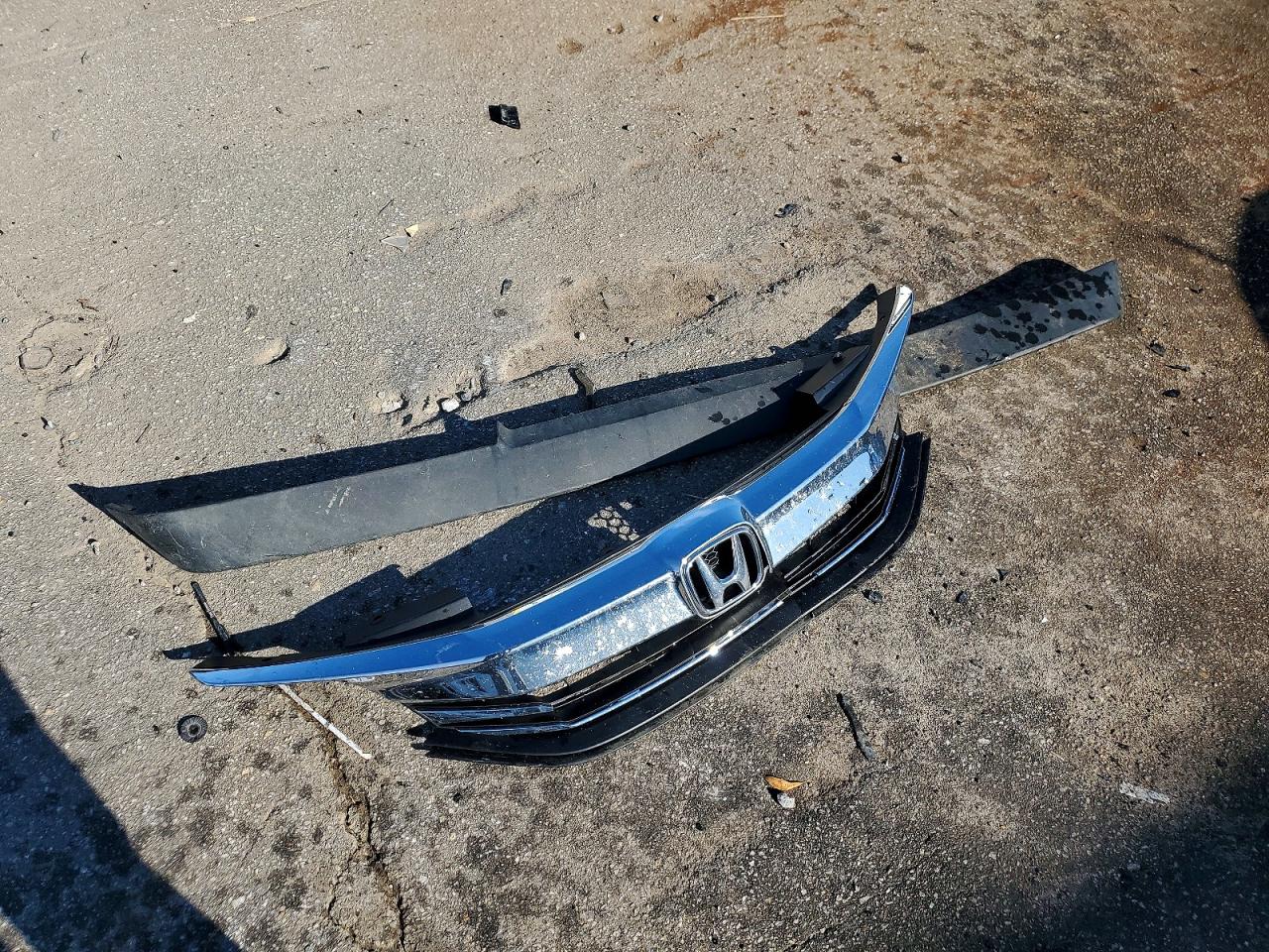 2016 HONDA ACCORD LX photo 12