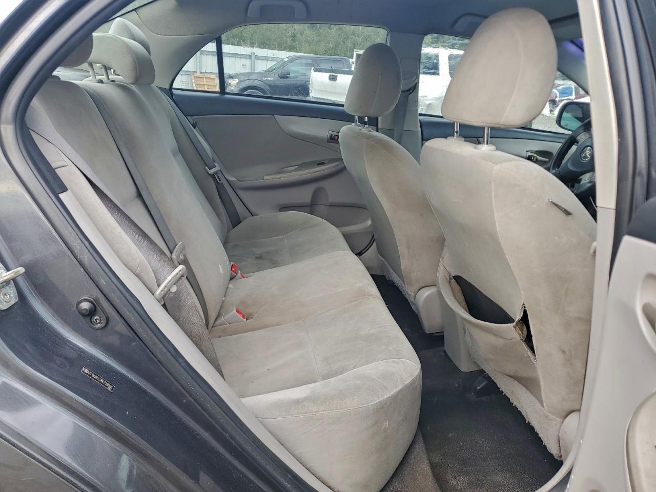2011 TOYOTA COROLLA BASE photo 10