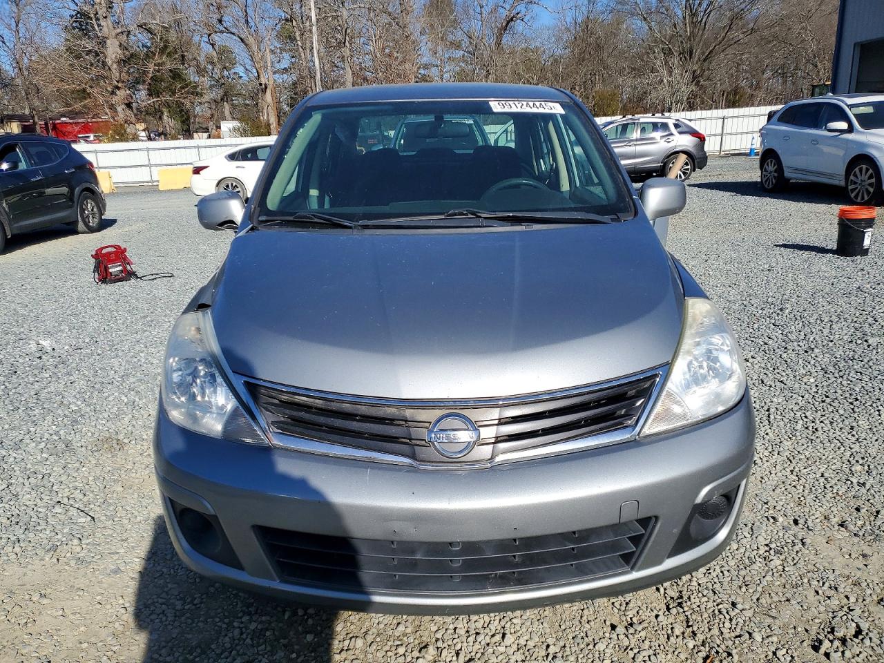 2011 NISSAN VERSA S photo 5