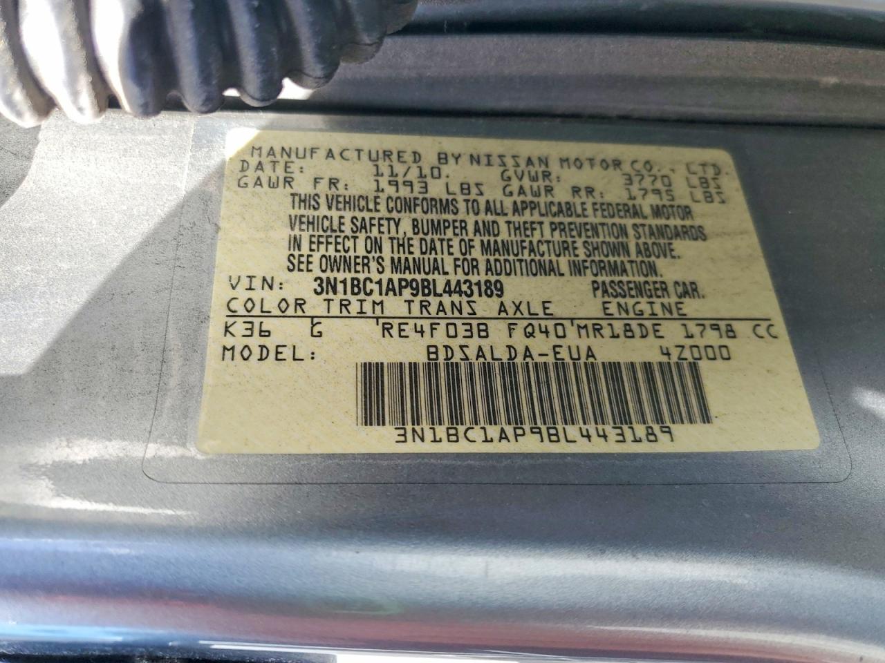 2011 NISSAN VERSA S photo 12