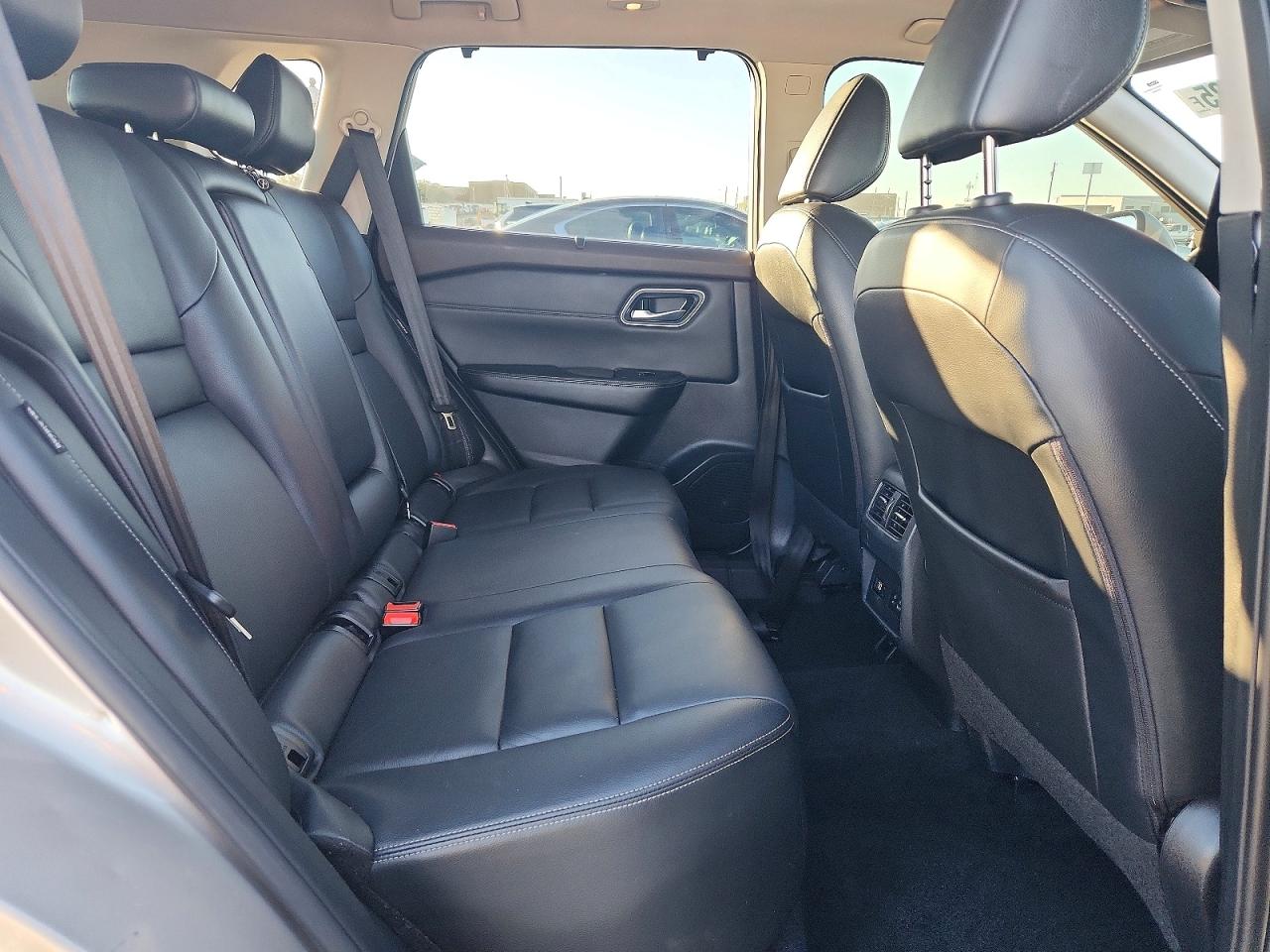 2021 NISSAN ROGUE SL photo 10