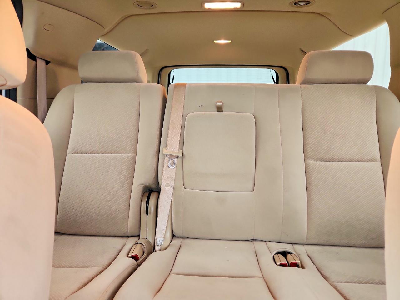 2007 CHEVROLET SUBURBAN K1500 photo 10