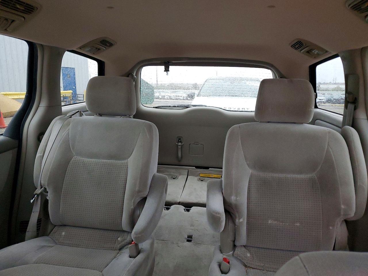 2006 TOYOTA SIENNA CE photo 10
