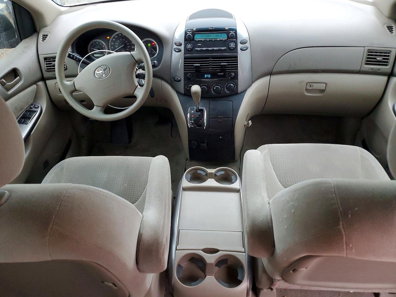2006 TOYOTA SIENNA CE photo 8