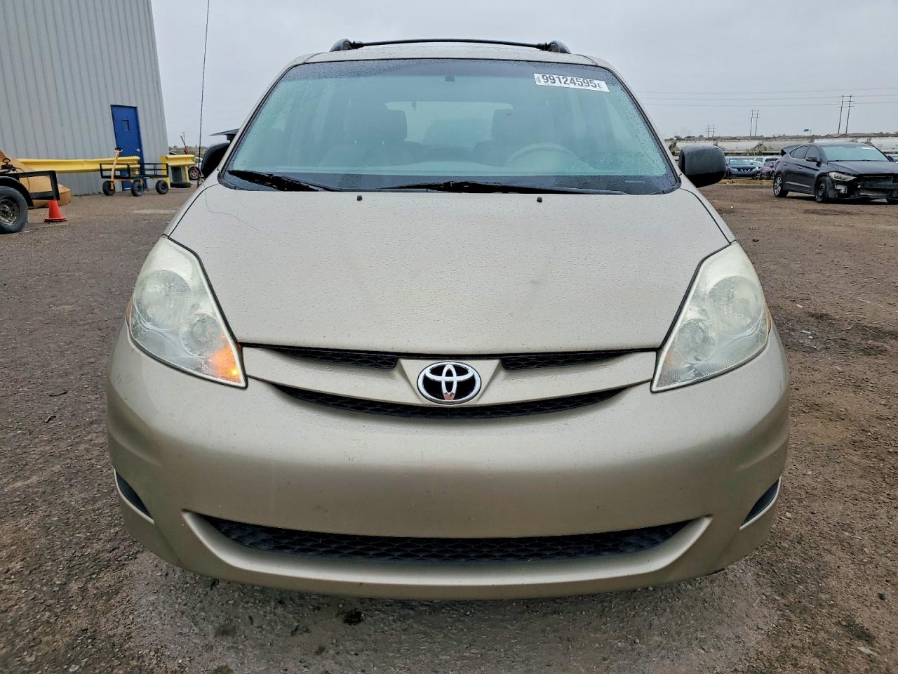 2006 TOYOTA SIENNA CE photo 5
