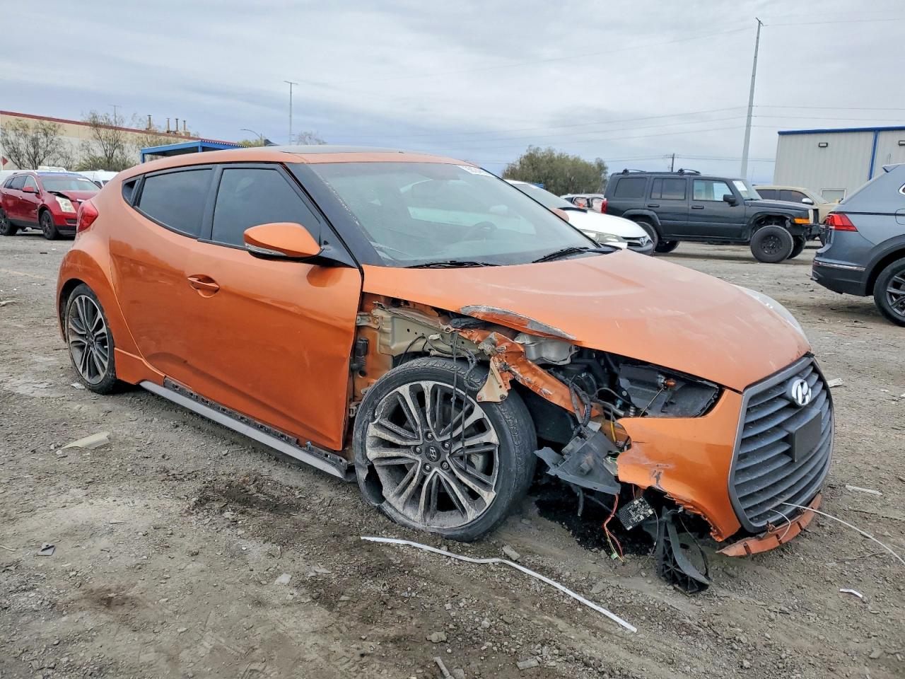 2016 HYUNDAI VELOSTER TURBO photo 4