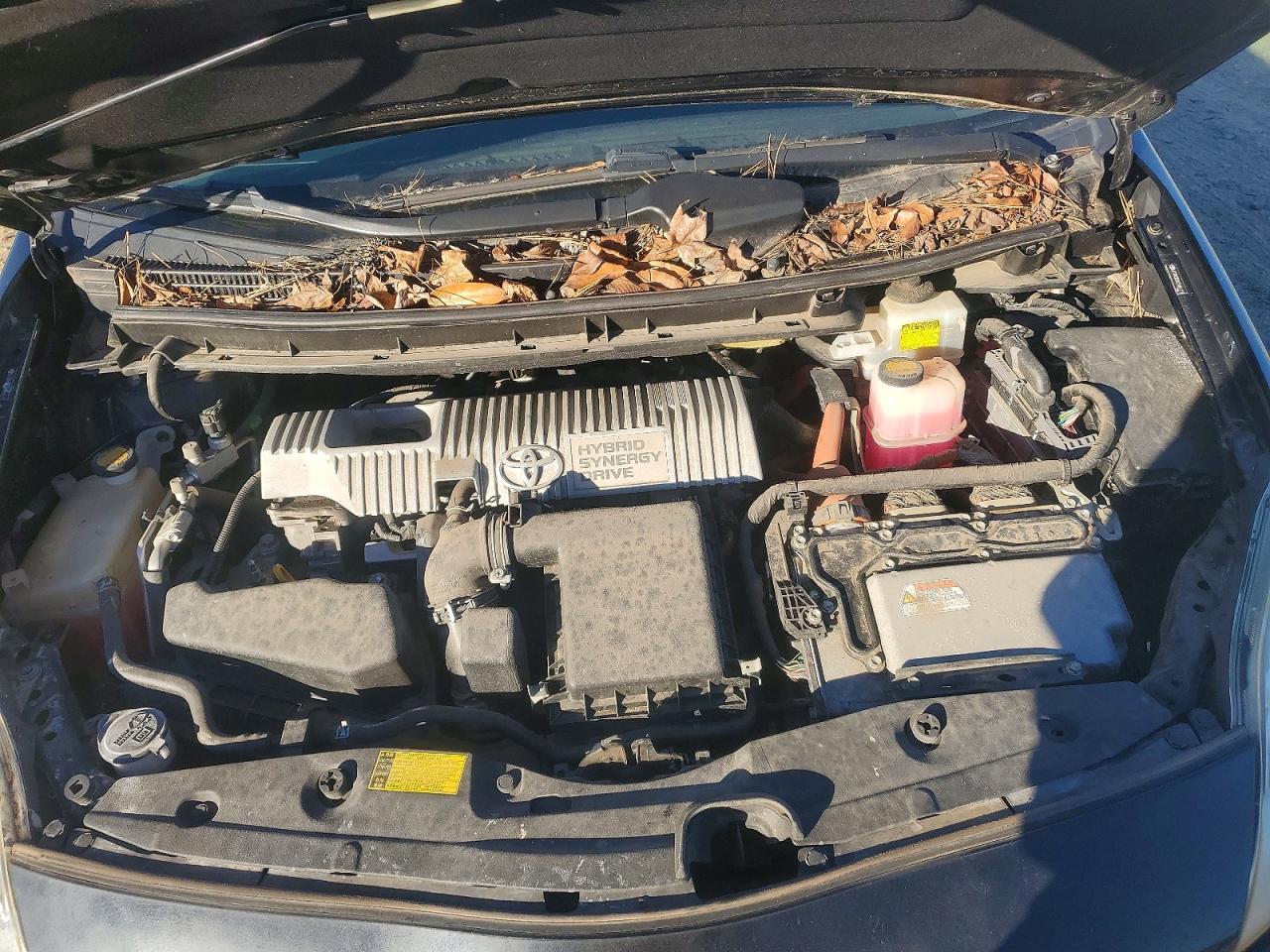 2012 TOYOTA PRIUS photo 11