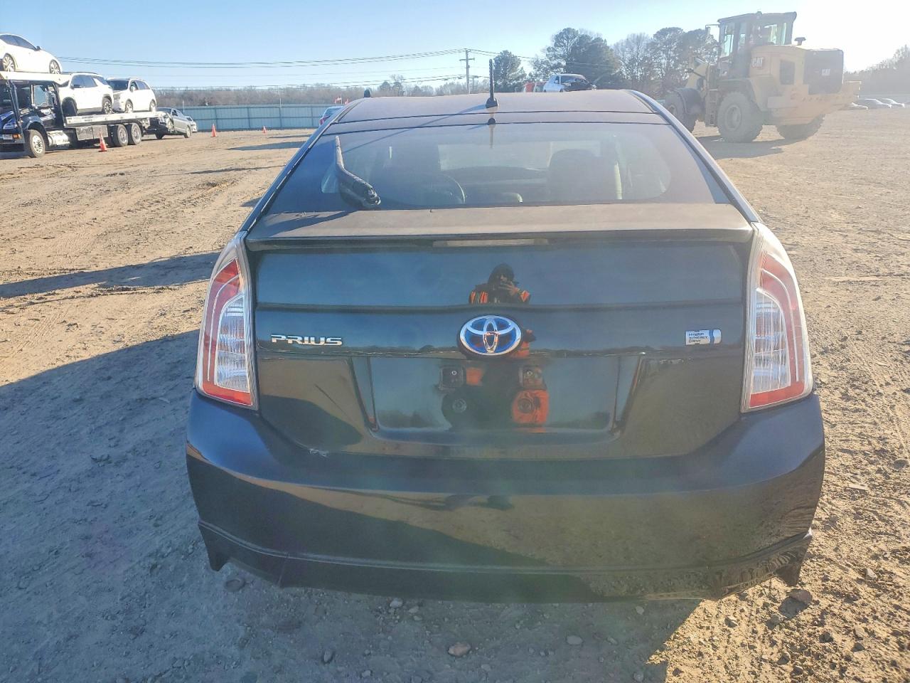 2012 TOYOTA PRIUS photo 6