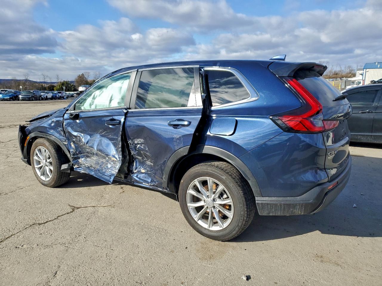 2025 HONDA CR-V EXL photo 2