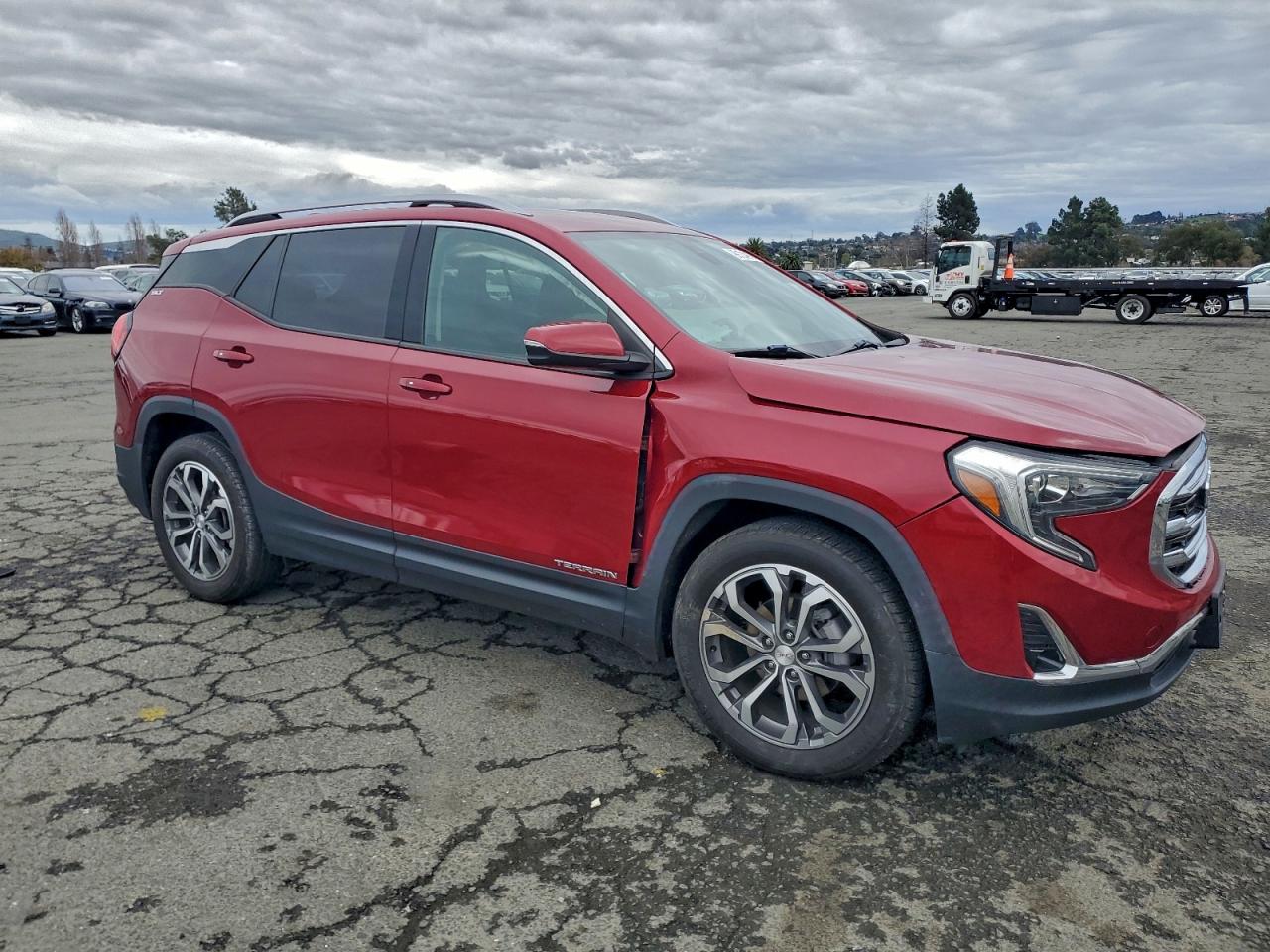 2020 GMC TERRAIN SLT photo 4