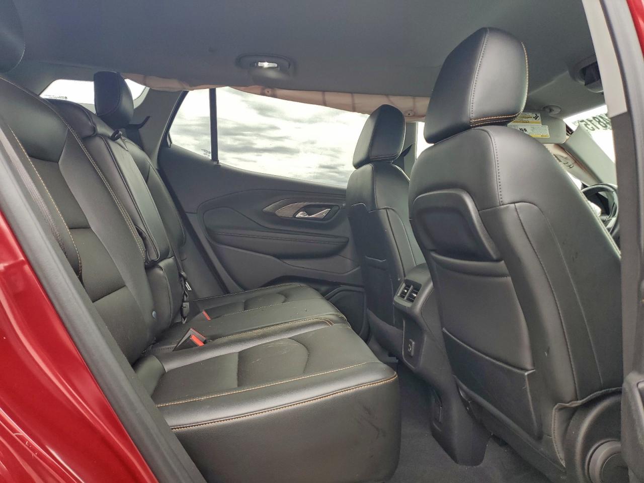 2020 GMC TERRAIN SLT photo 10