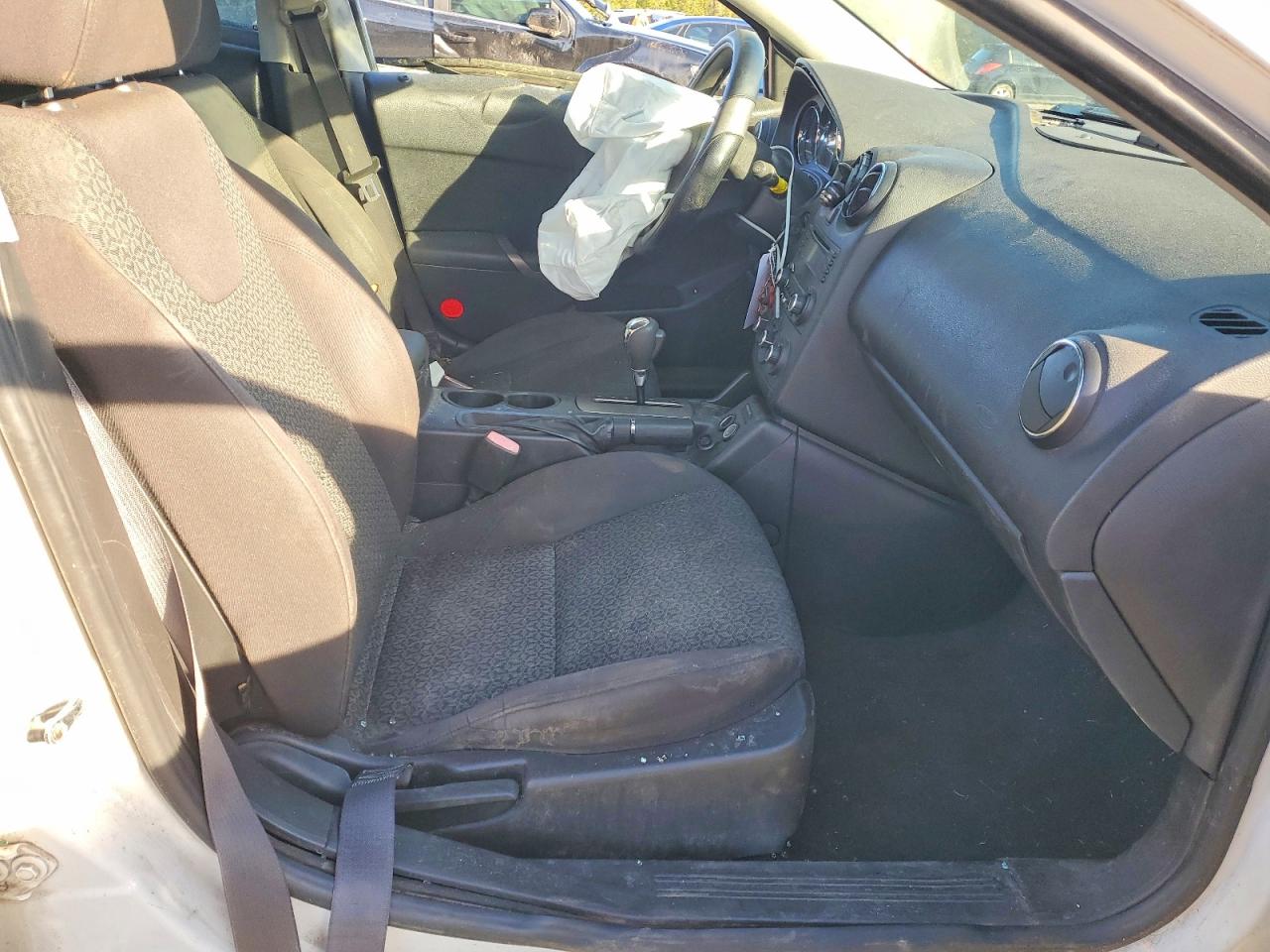 2007 PONTIAC G6 BASE photo 7