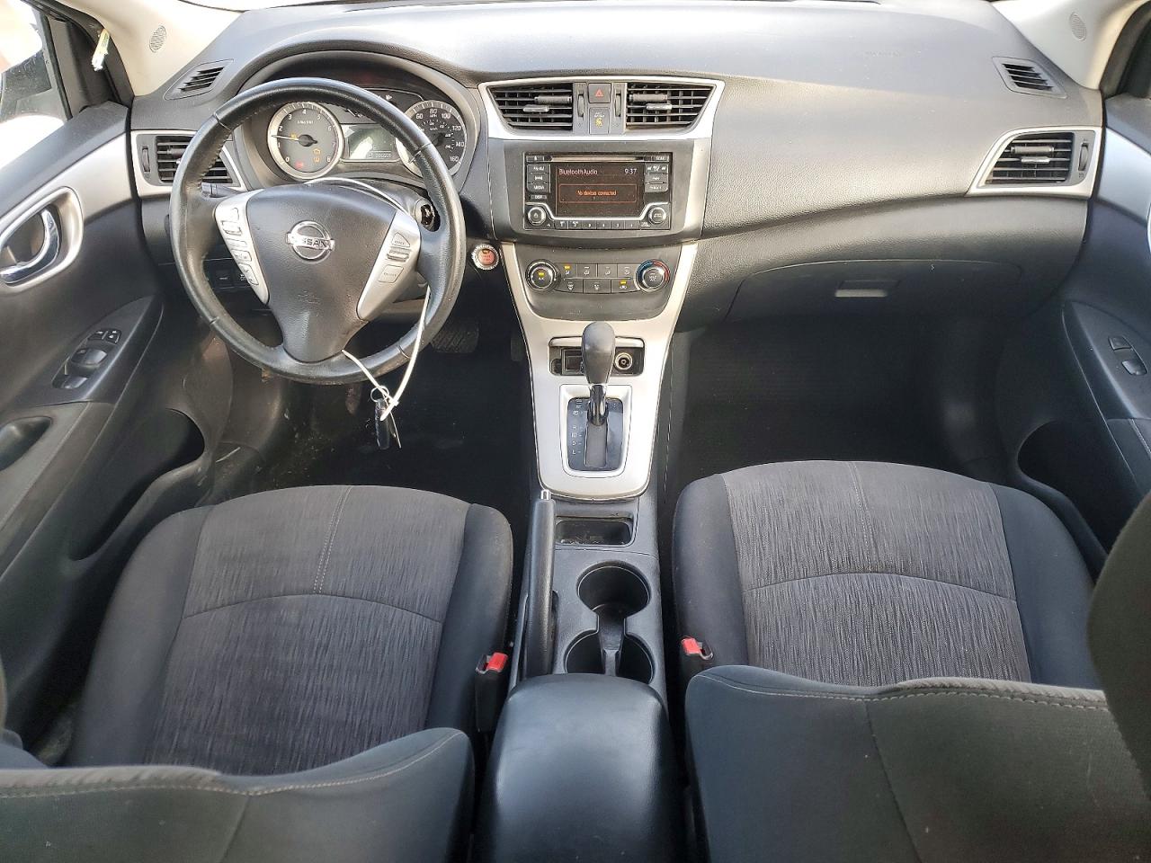 2015 NISSAN SENTRA S photo 8