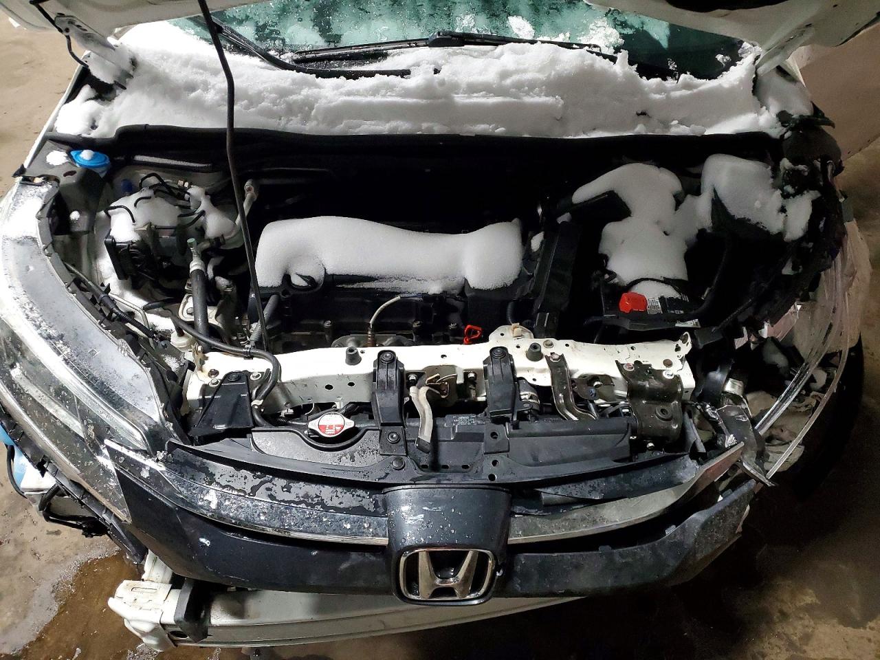 2016 HONDA CR-V LX photo 11