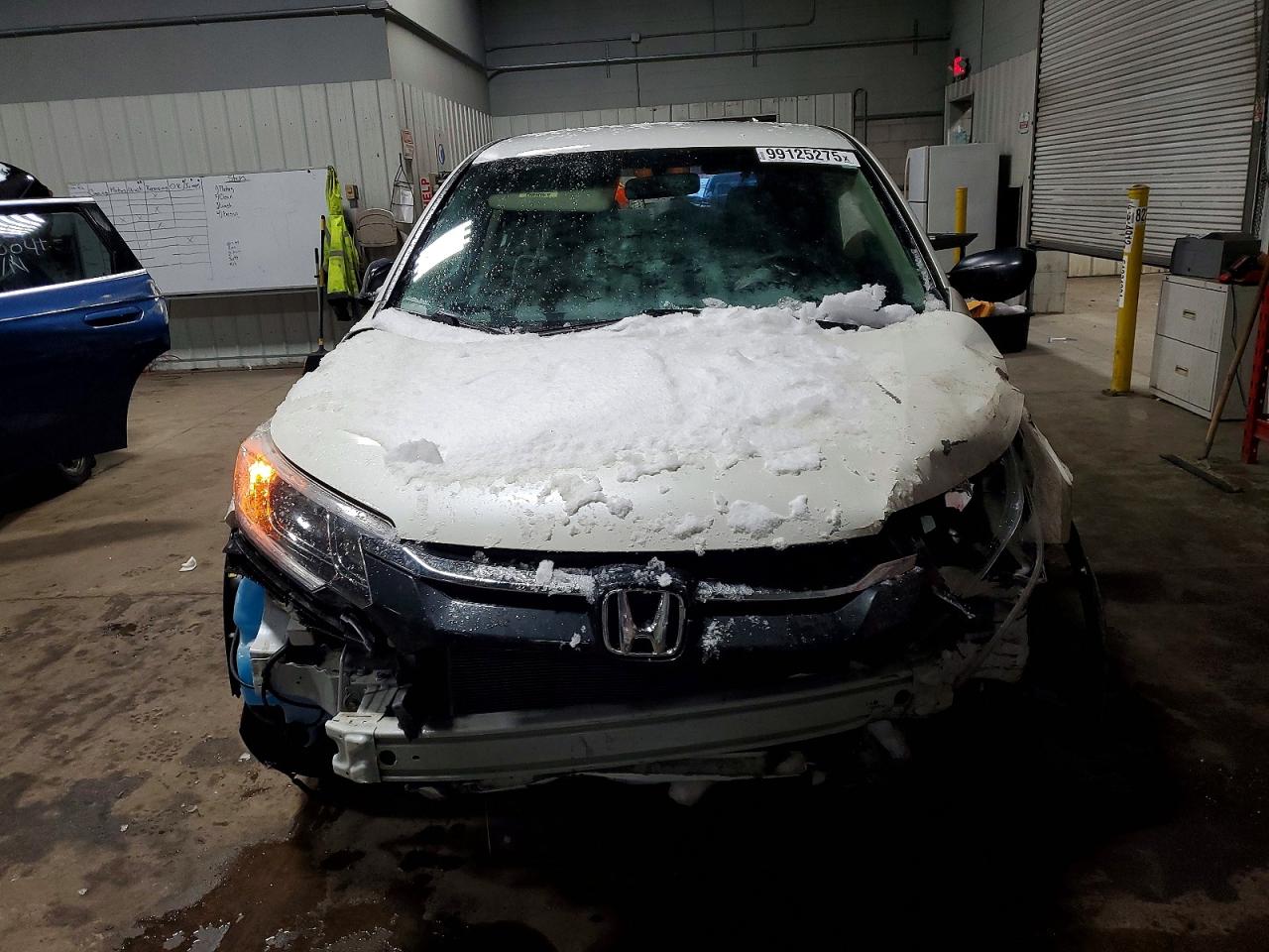 2016 HONDA CR-V LX photo 5