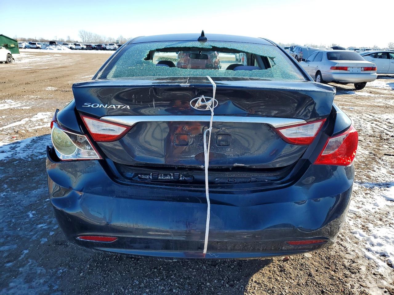 2011 HYUNDAI SONATA GLS photo 6