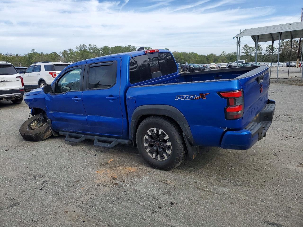 2024 NISSAN FRONTIER S photo 2