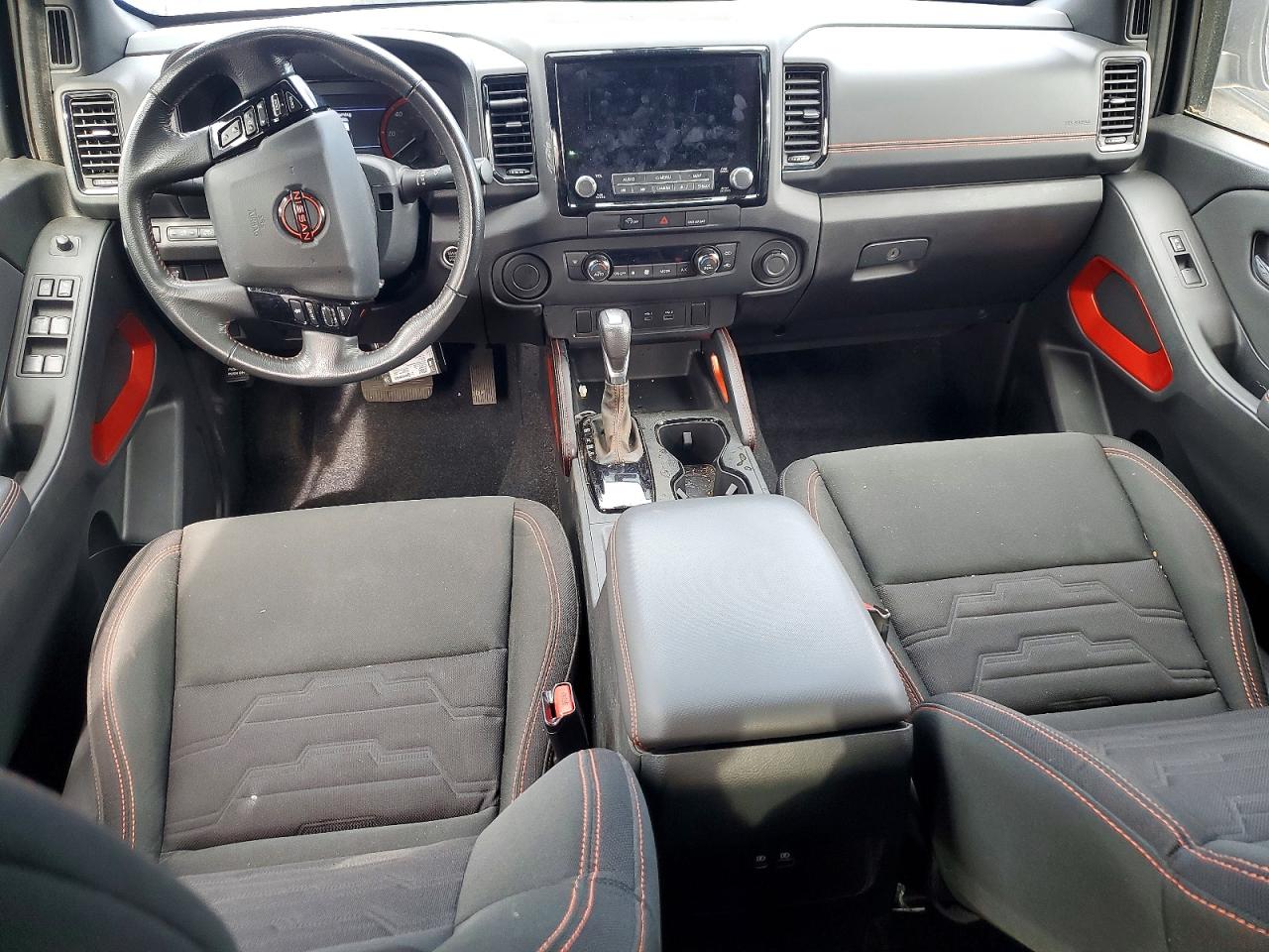 2024 NISSAN FRONTIER S photo 8