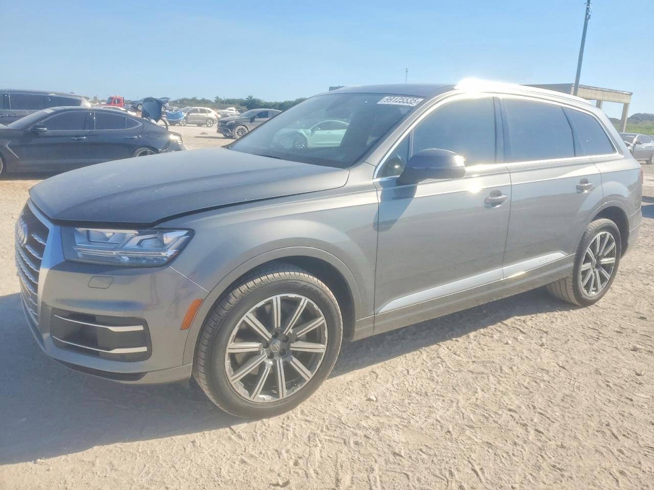 2017 AUDI Q7