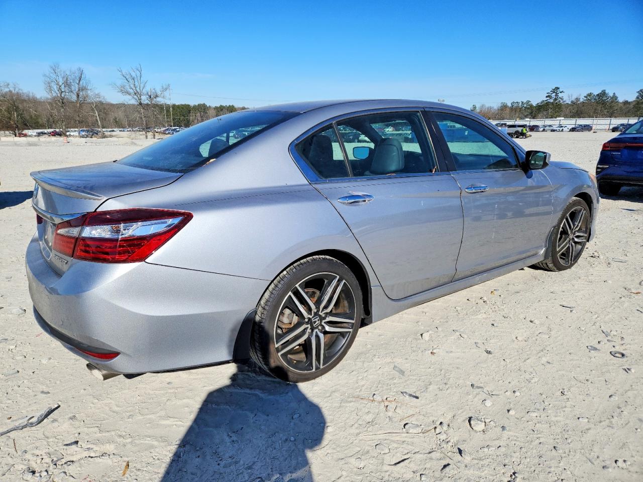 2017 HONDA ACCORD SPORT photo 5