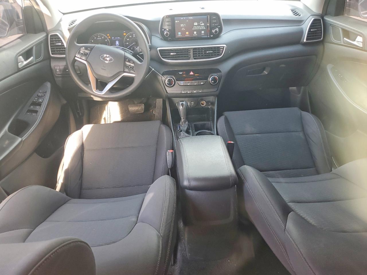 2019 HYUNDAI TUCSON SE photo 15