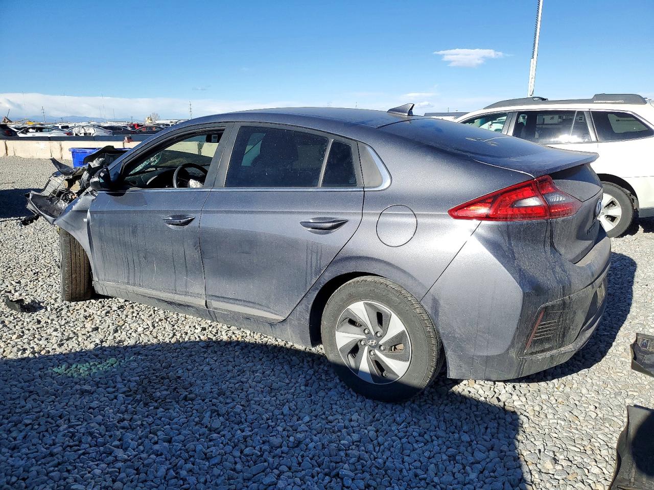 2018 HYUNDAI IONIQ SEL photo 2